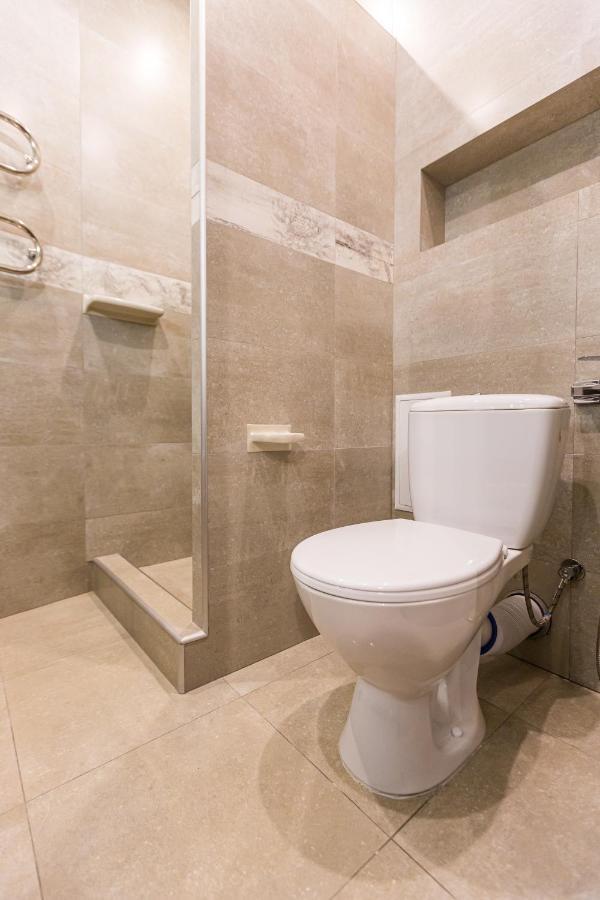 2 Kn. Romana Apartment Lviv Exterior photo