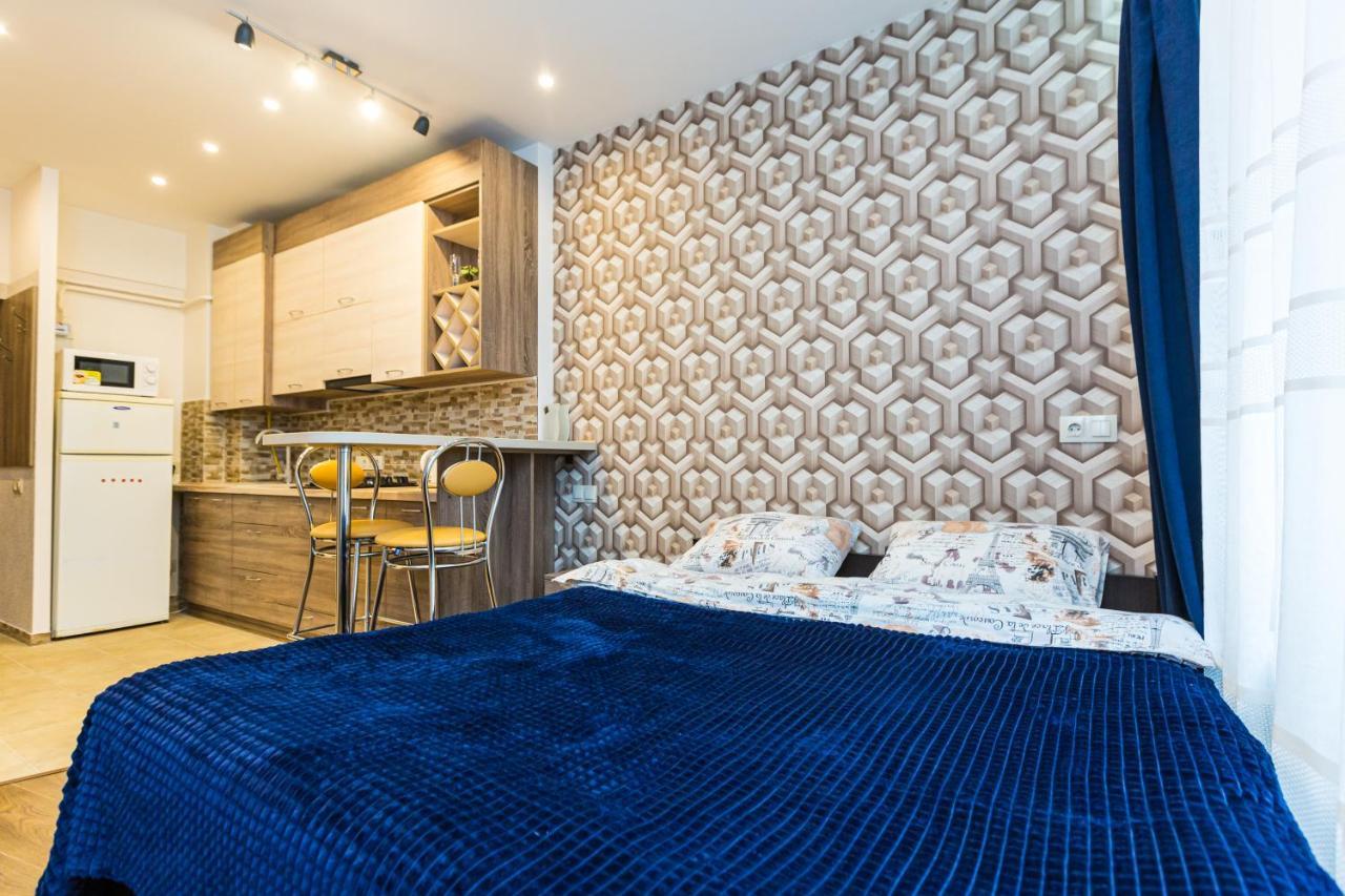 2 Kn. Romana Apartment Lviv Exterior photo