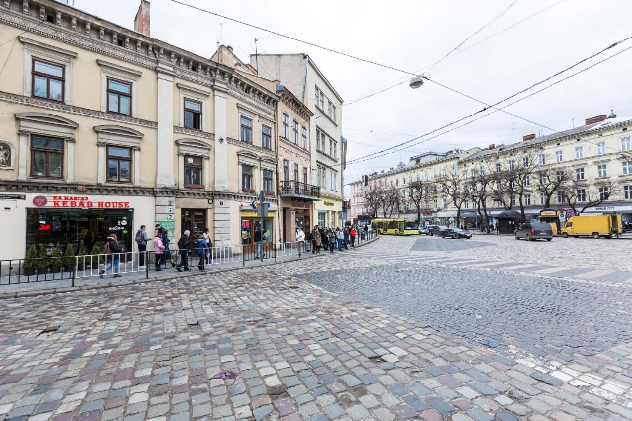 2 Kn. Romana Apartment Lviv Exterior photo